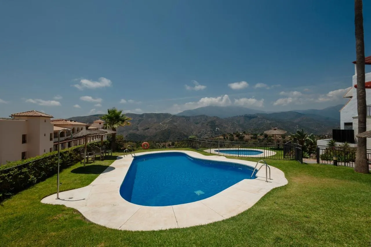 Apartment Modern Sea & Lake View Penthouse With Private Jacuzzi - 8 Min To Puente Romano Istan