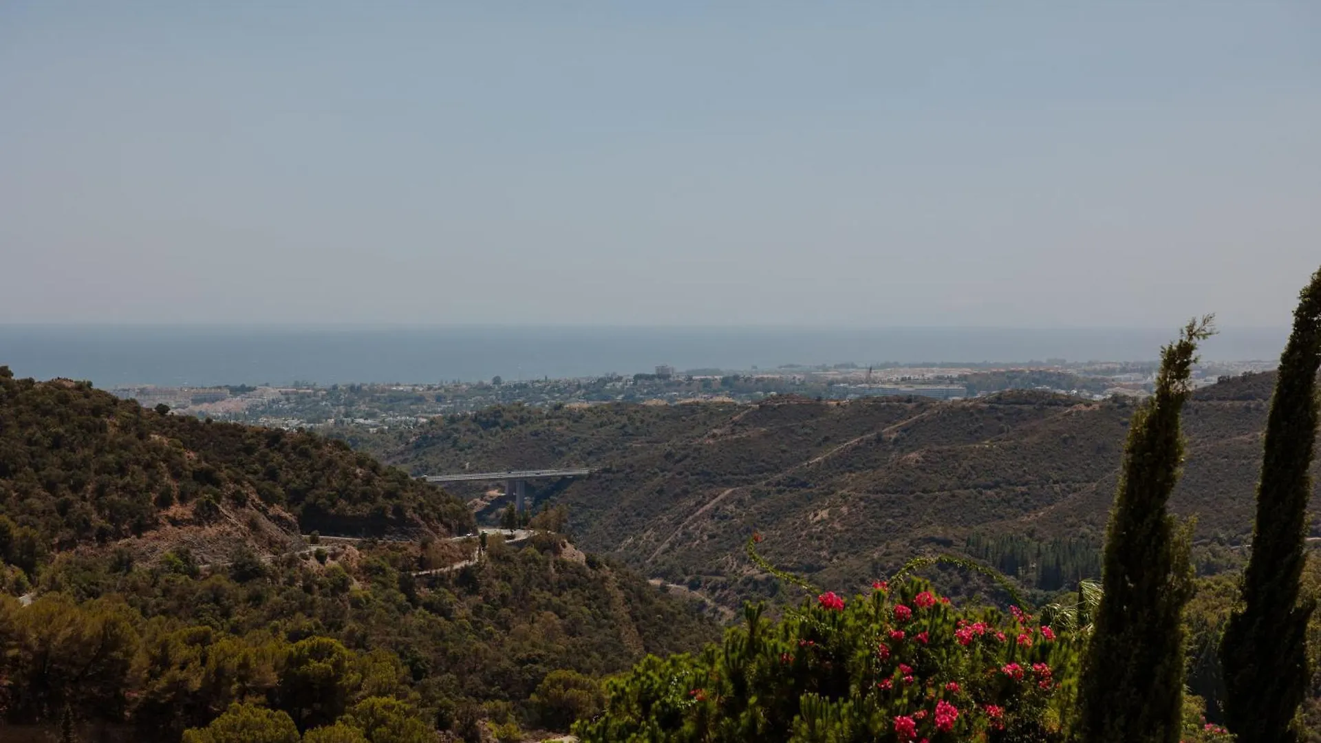 Modern Sea & Lake View Penthouse With Private Jacuzzi - 8 Min To Puente Romano Istan 0*,