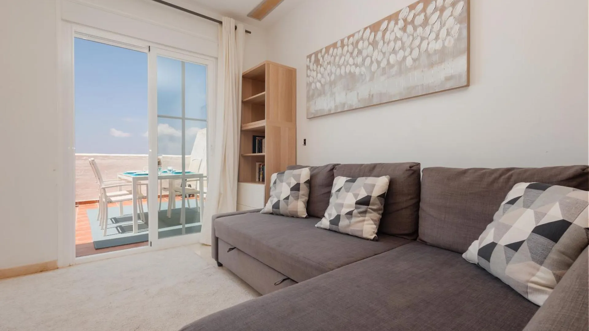 Modern Sea & Lake View Penthouse With Private Jacuzzi - 8 Min To Puente Romano Istan Spain