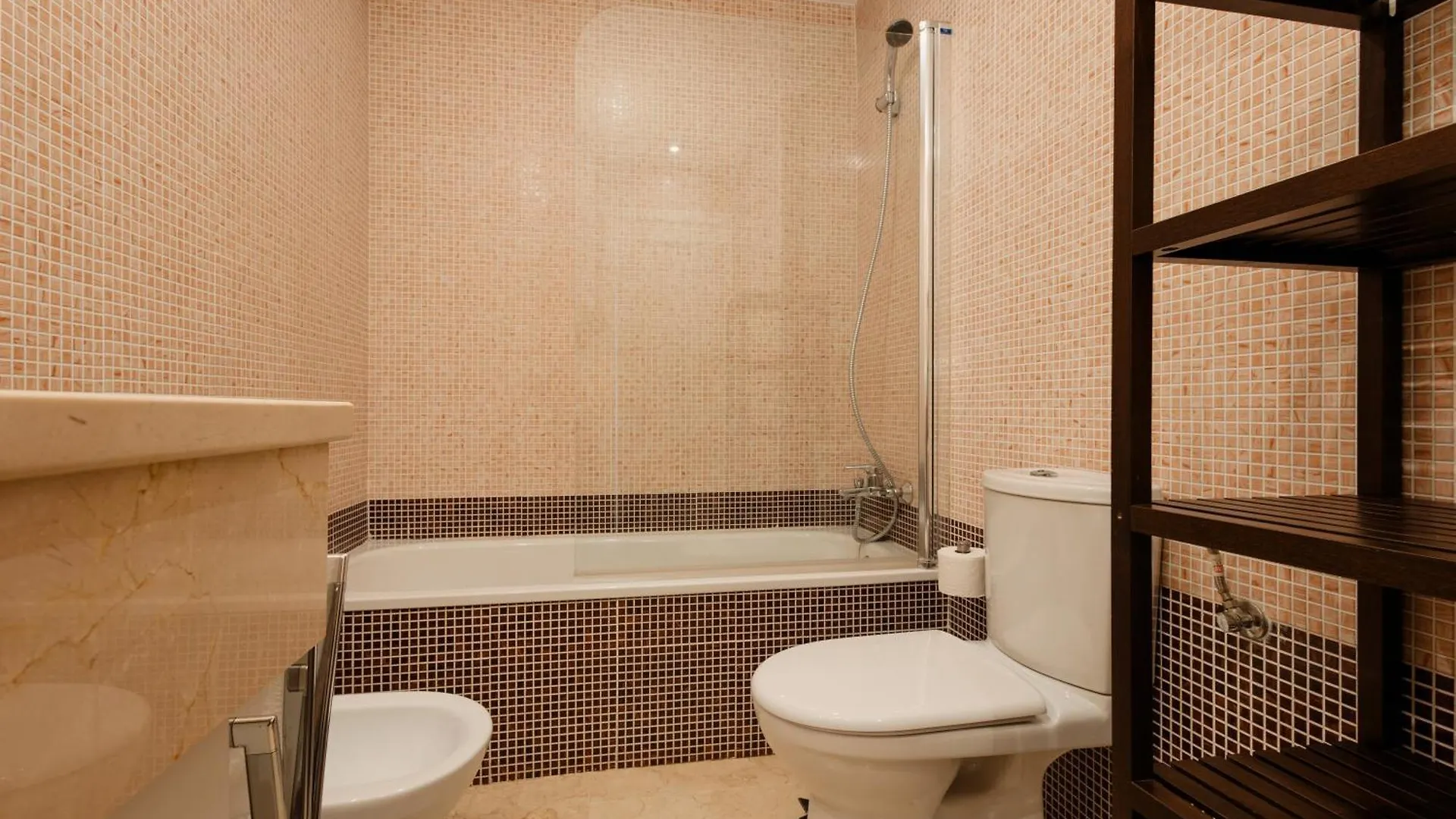 Apartment Modern Sea & Lake View Penthouse With Private Jacuzzi - 8 Min To Puente Romano Istan
