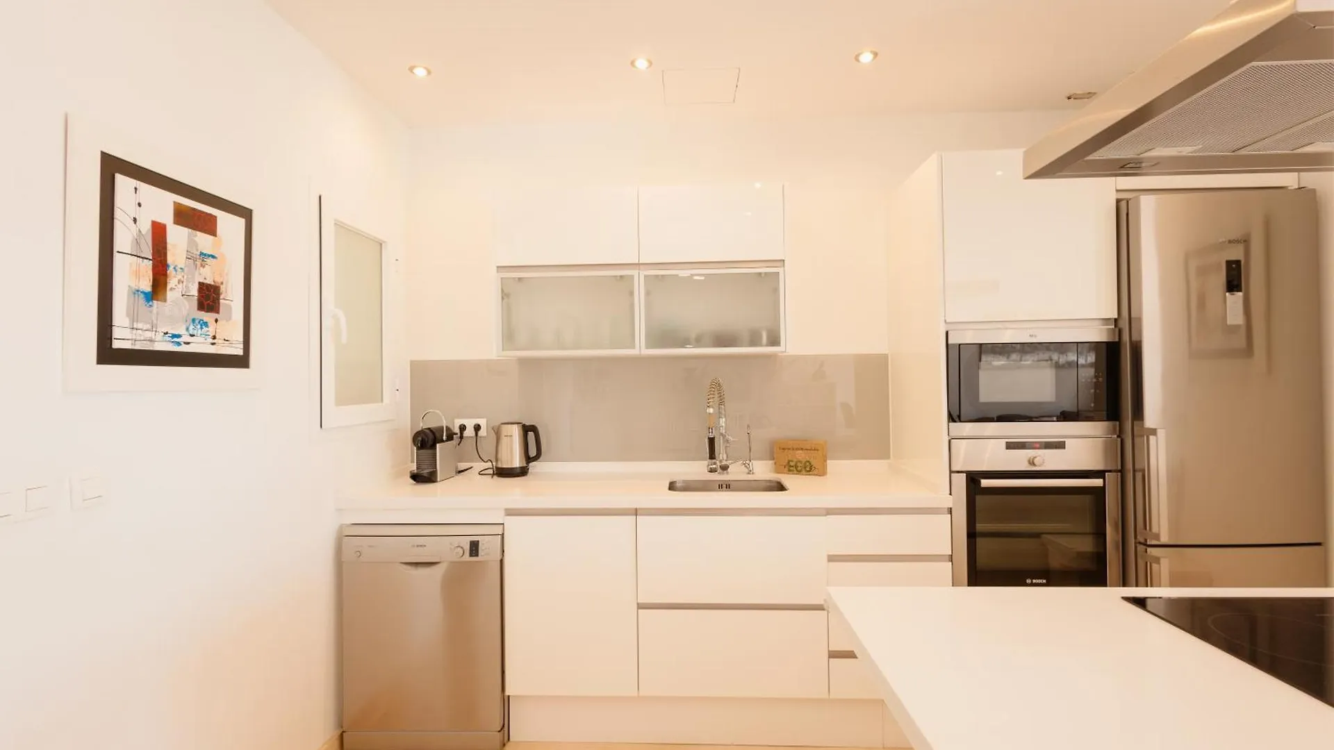Modern Sea & Lake View Penthouse With Private Jacuzzi - 8 Min To Puente Romano Istan 0*,  Spain